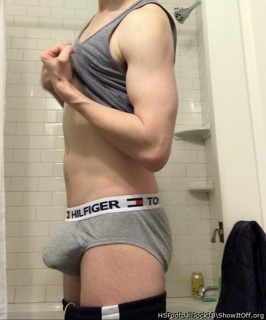 HOW would we all love to feel this boy !!