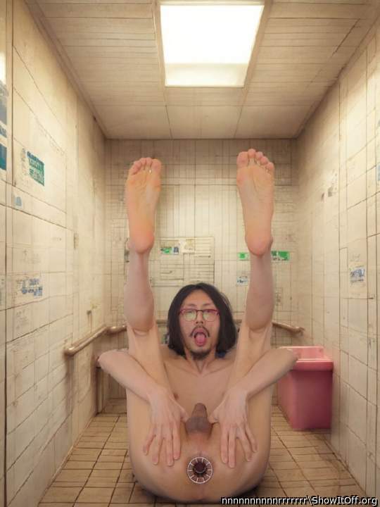Adult image from nnnnnnnnnnrrrrrrr
