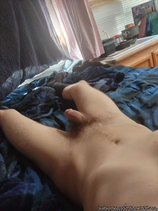 I like the Big Mound of Hair around that Beauty