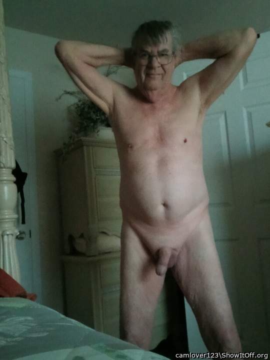 Photo of a hot dog from camlover123