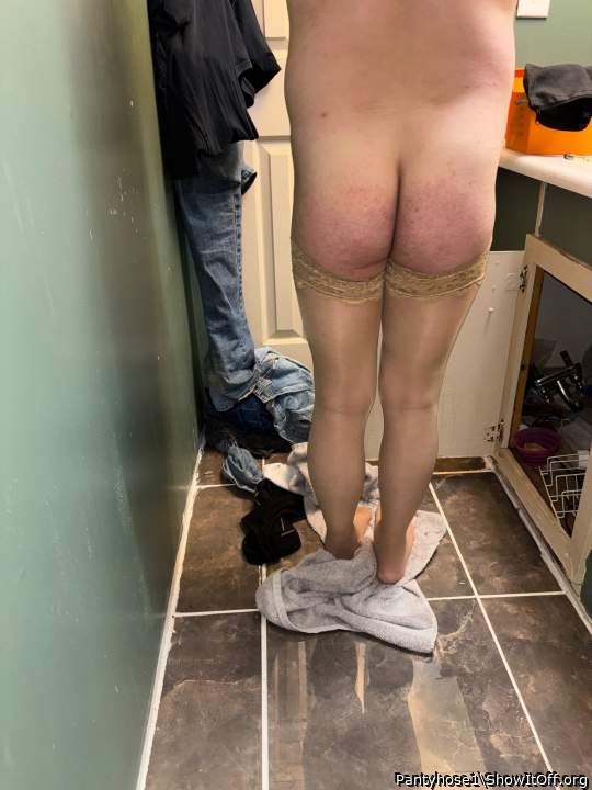 Photo of a boner from Pantyhose1