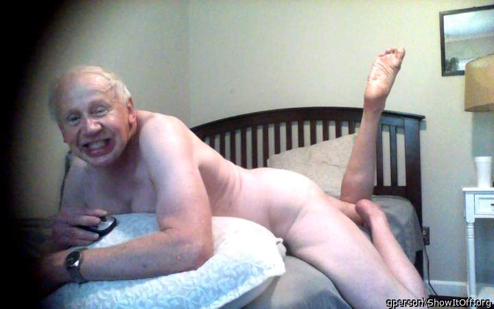 Photo of a bald-headed mouse from gperson