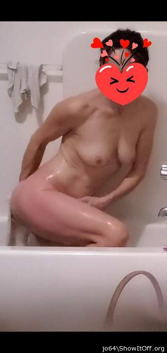 Hot wife washing her ass