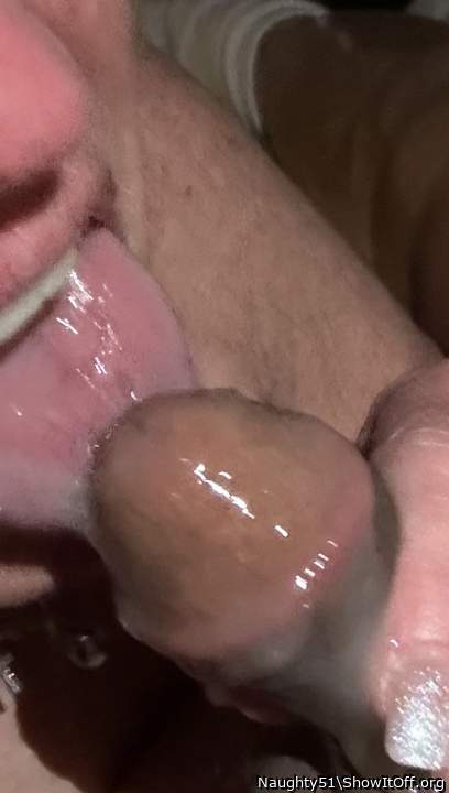 thats a good girl suck and lick my throbbing cock