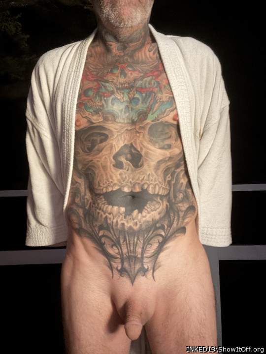 He has a sexy penis and beautiful tattoos. 