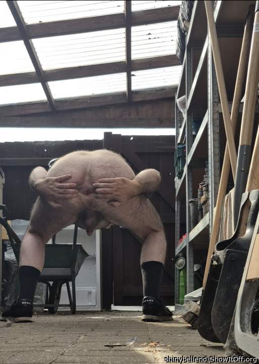 Need A Large Bell End To Stretch My Anus Hole