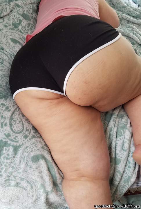Wifes thick ass