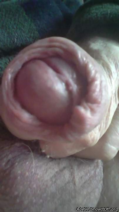 Slit wants a French kiss...open wide!