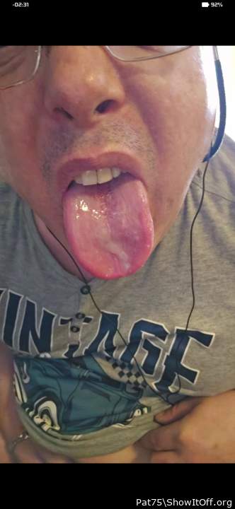 Watch my own cum , how is looking ?