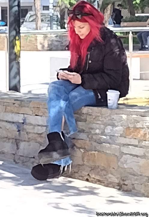 Random hottie in public