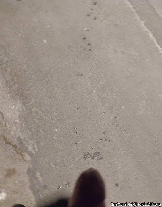 Public cumshot in the middle of the street on a big distance!