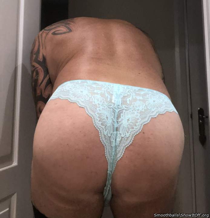 Nice looking ass in those panties! 