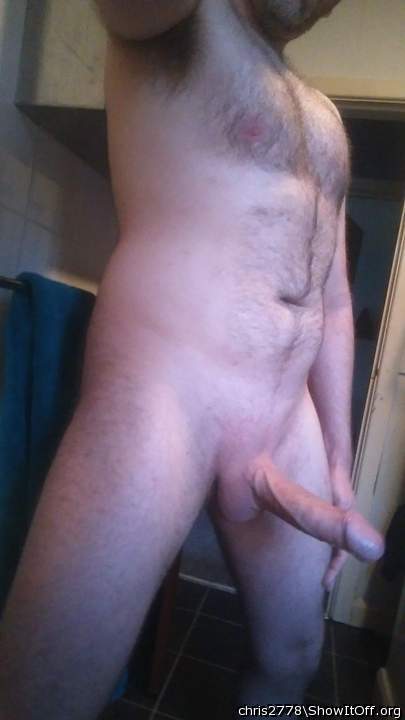 Mmmm real manly cock and body
