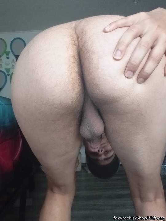 Look at my ass guys