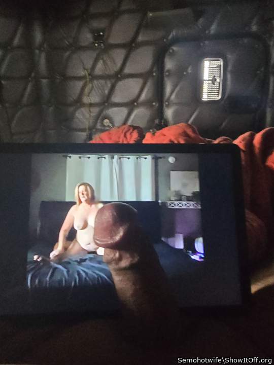 Photo of a purple headed monster from Semohotwife