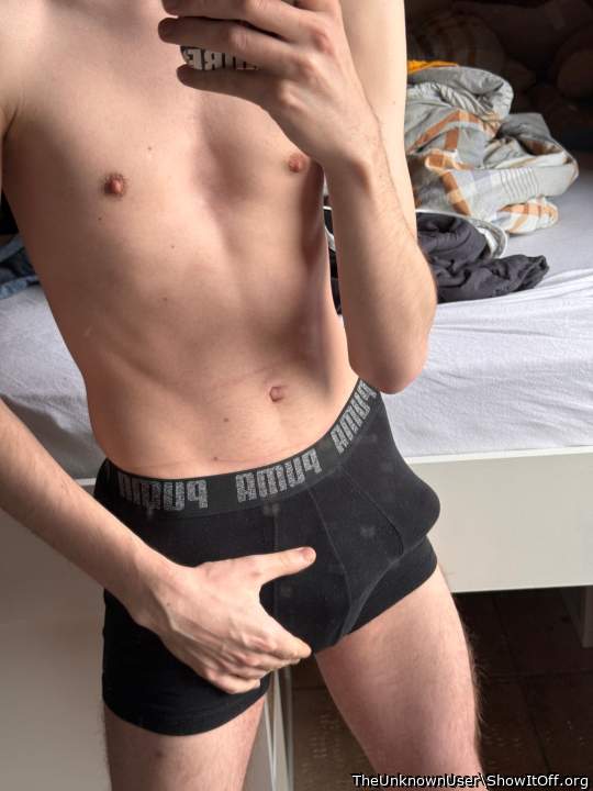 Want this bulge grinding against your ass baby?