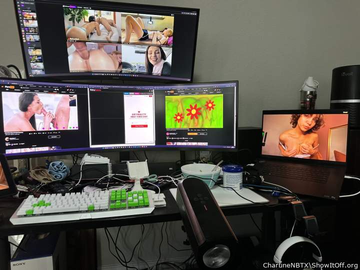 Adult image from CharuneNBTX