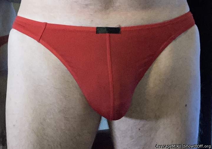 love a hung stud in a tiny thong! 