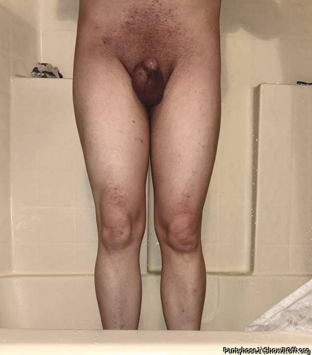 Photo of a stiffie from Pantyhose1