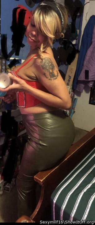 Photo of a bat from Sexymilf16