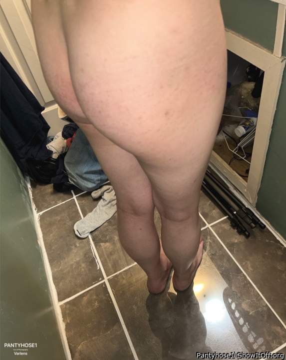 Photo of Man's Ass from Pantyhose1
