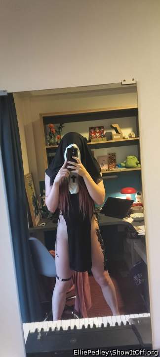 Photo of a penis from ElliePedley
