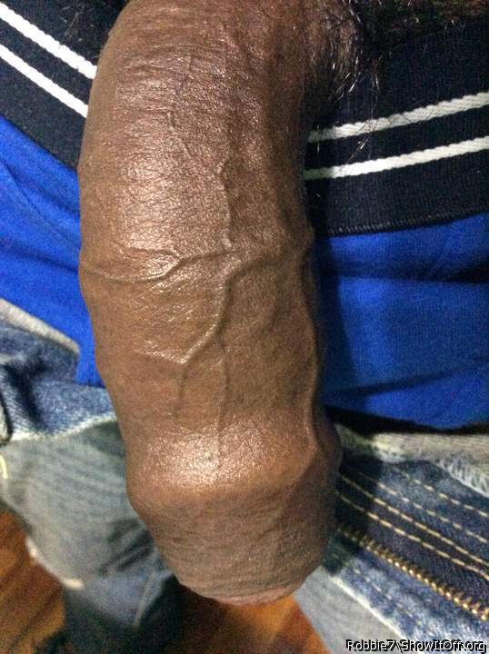 Wow ! Beautiful uncut cock 