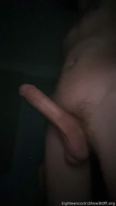 Photo of a schlong from Eighteencock